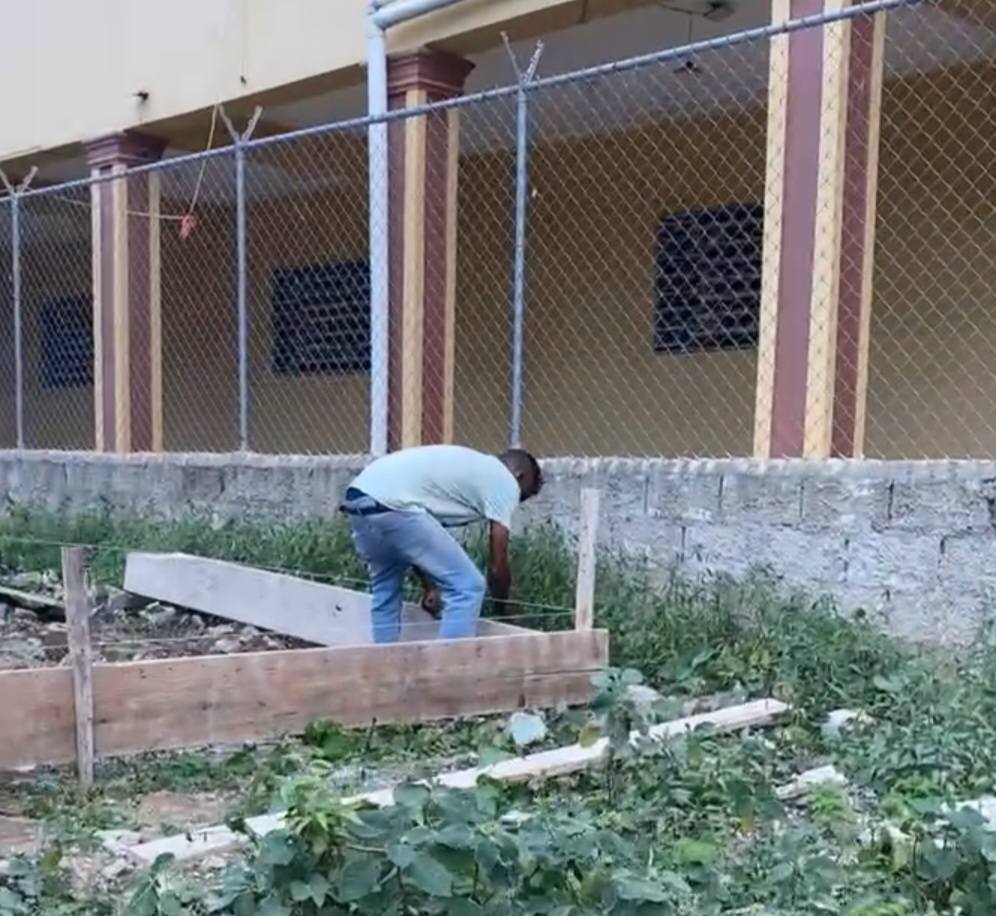 INICIO DE CONSTRUCCIÓN DEL CLUB COMUNITARIO DIVINA MISERICORDIA EN JAMO BARRAQUITA